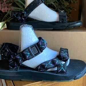Men’s Patterned Black Sandals